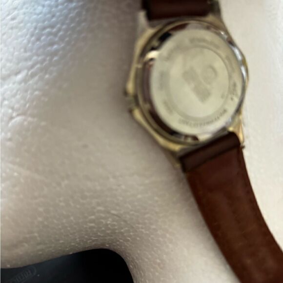 Vintage Wenger Sak Date Watch Swiss Quartz Wristwatch y2k timepiece unisex rare - Picture 4 of 4